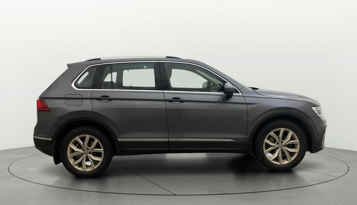 2018 Volkswagen TIGUAN HIGHLINE TDI AT, Diesel, Automatic, 1,41,504 km, Right Side View