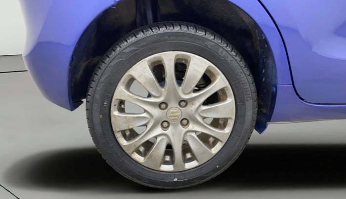 2017 Maruti Baleno ALPHA PETROL 1.2, Petrol, Manual, 1,00,007 km, Right Rear Wheel
