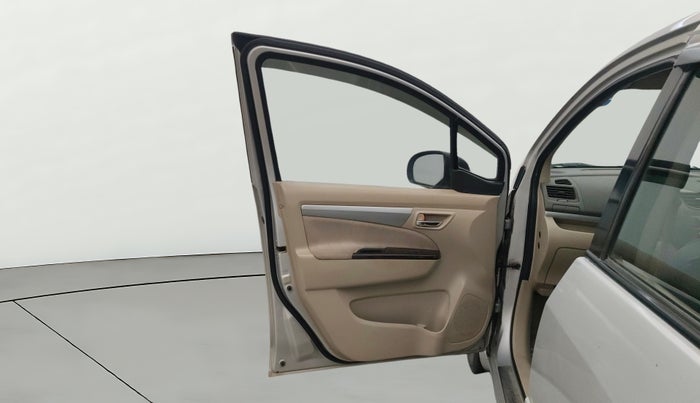 2013 Maruti Ertiga ZXI, Petrol, Manual, 90,276 km, LHS Front Door