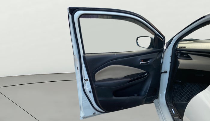 2023 Toyota Glanza G E-CNG, CNG, Manual, 75,474 km, LHS Front Door