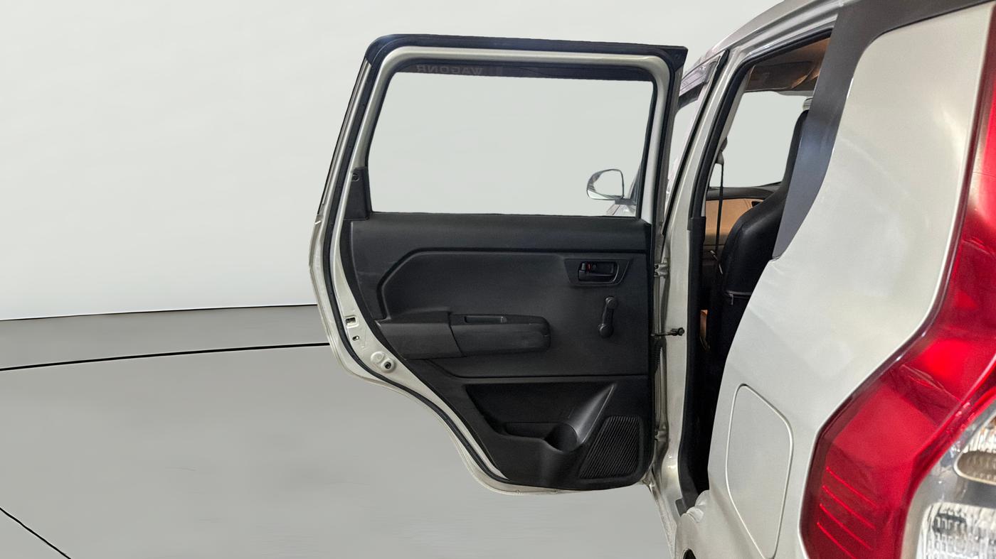 2022 Maruti New Wagon-R LXI CNG 1.0, CNG, Manual, 17,821 km, LHS Rear Door