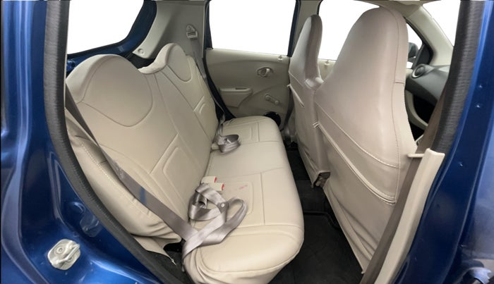 2017 Datsun Go T, Petrol, Manual, 42,089 km, Right Side Rear Door Cabin