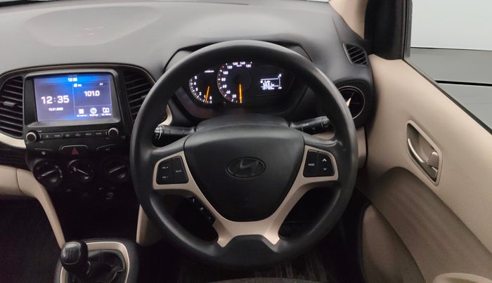 2019 Hyundai NEW SANTRO SPORTZ CNG, CNG, Manual, 1,34,769 km, Steering Wheel Close Up