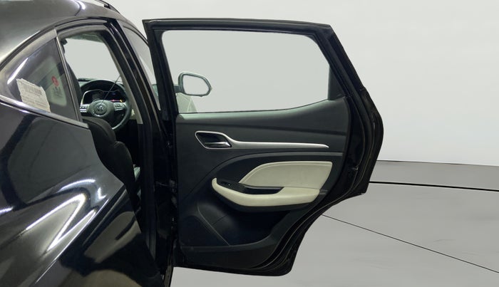 2023 MG ASTOR SHARP 1.5 CVT, Petrol, Automatic, 17,581 km, RHS Rear Door