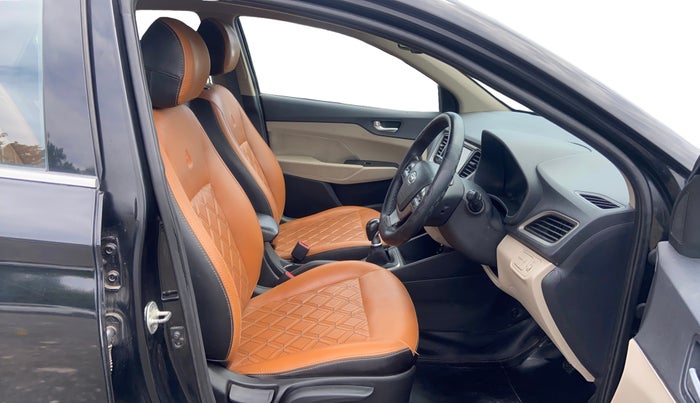 2020 Hyundai Verna 1.6 CRDI SX, Diesel, Manual, 93,192 km, Right Side Front Door Cabin