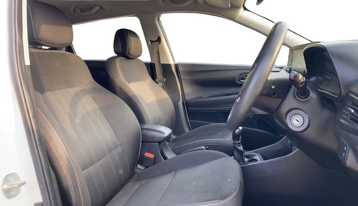 2023 Hyundai NEW I20 SPORTZ 1.2 MT, Petrol, Manual, 48,674 km, Right Side Front Door Cabin