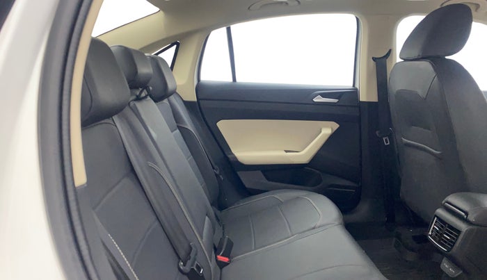 2022 Volkswagen VIRTUS GT PLUS TSI 1.5 EVO DSG, Petrol, Automatic, 16,677 km, Right Side Rear Door Cabin