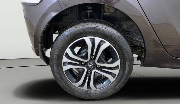 2022 Tata Tiago XZ PLUS CNG, CNG, Manual, 7,074 km, Right Rear Wheel