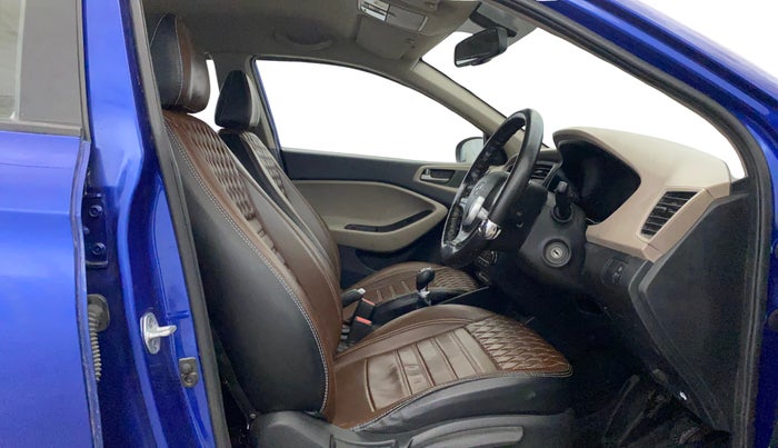 2015 Hyundai Elite i20 SPORTZ 1.2, Petrol, Manual, 51,700 km, Right Side Front Door Cabin