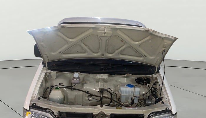 2022 Maruti Eeco 5 STR AC CNG (O), CNG, Manual, 52,043 km, Open Bonet