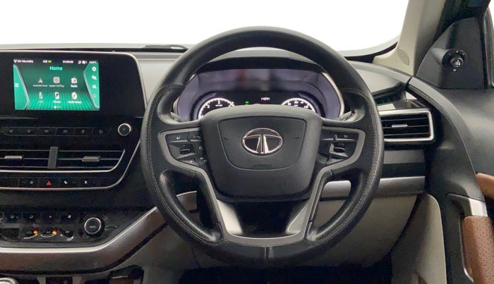 2022 Tata Safari XT PLUS, Diesel, Manual, 39,402 km, Steering Wheel Close Up