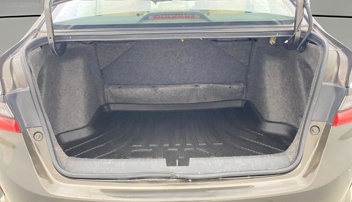 2020 Honda City 1.5L I-VTEC ZX CVT, Petrol, Automatic, 43,822 km, Boot Open Zoomed View