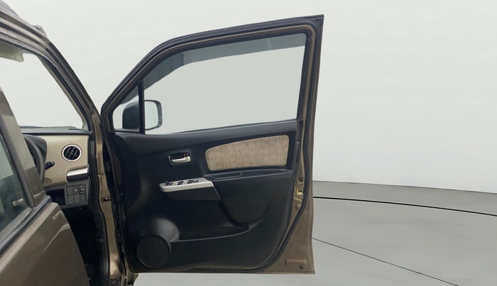 2016 Maruti Wagon R 1.0 VXI AMT, Petrol, Automatic, 23,178 km, RHS Front Door