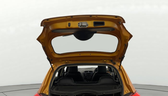 2016 Tata Tiago XZ PETROL, Petrol, Manual, 35,560 km, Boot Door Open