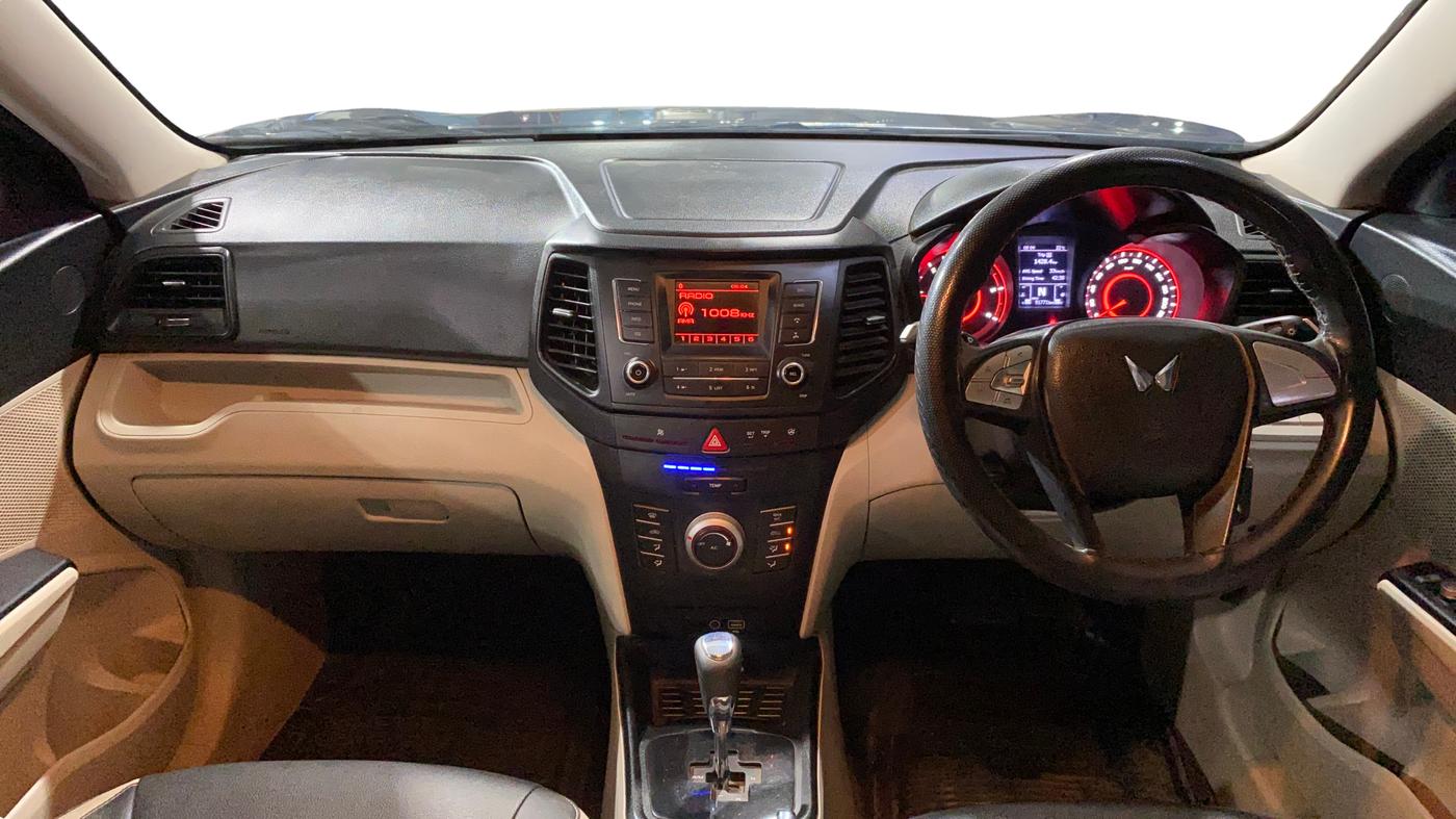 2022 Mahindra XUV300 W6 1.5 DIESEL AMT, Diesel, Automatic, 91,756 km, Dashboard