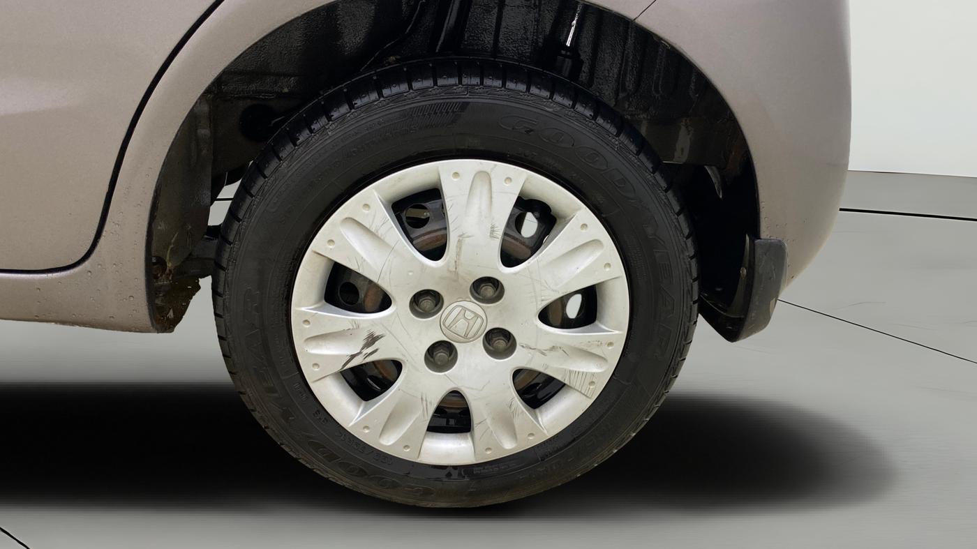 2014 Honda Brio S MT, Petrol, Manual, 46,204 km, Left Rear Wheel