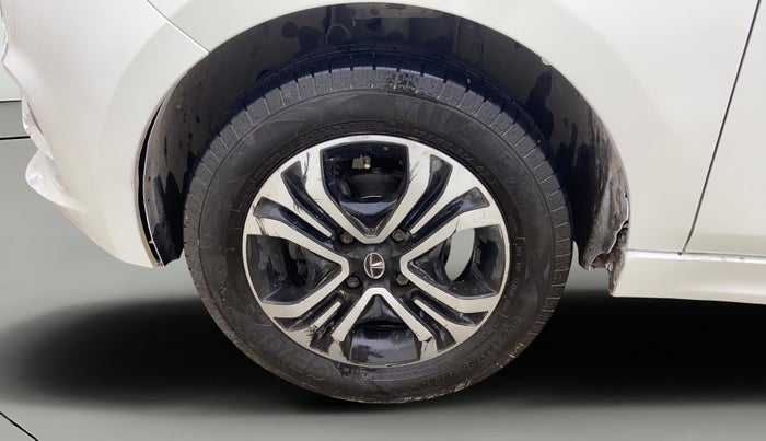 2022 Tata Tiago XZ PLUS CNG, CNG, Manual, 64,252 km, Left Front Wheel