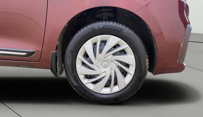 2022 Maruti Ertiga VXI CNG, CNG, Manual, 71,777 km, Right Front Wheel