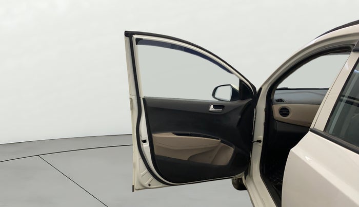 2018 Hyundai Grand i10 SPORTZ 1.2 KAPPA VTVT, Petrol, Manual, 61,254 km, LHS Front Door