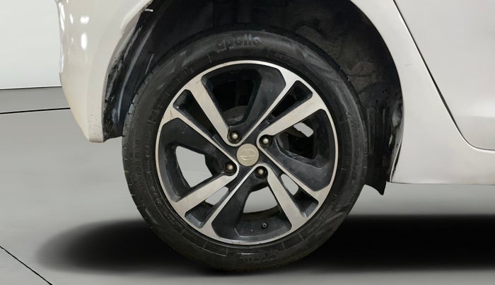 2020 Tata ALTROZ XZ PETROL, Petrol, Manual, 85,433 km, Right Rear Wheel