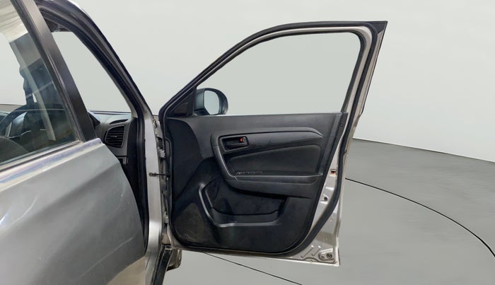 2021 Maruti Vitara Brezza VXI, Petrol, Manual, 79,631 km, RHS Front Door