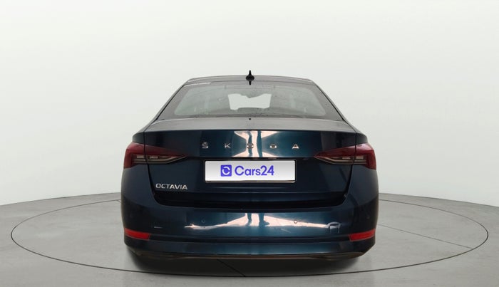 2023 Skoda Octavia L&K 2.0 AT, Petrol, Automatic, 41,459 km, Back/Rear