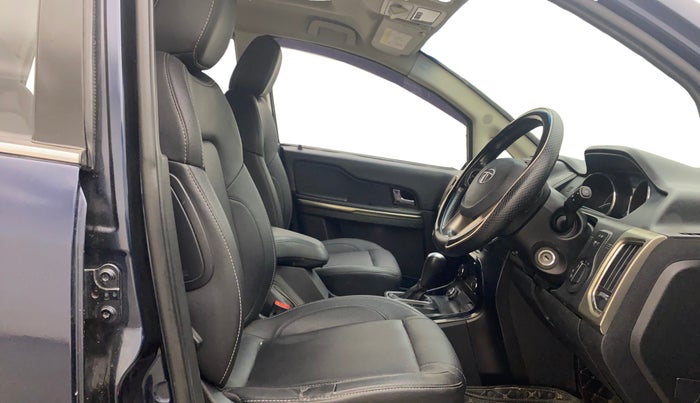 2017 Tata Hexa XTA 4X2 7 STR, Diesel, Automatic, 1,39,861 km, Right Side Front Door Cabin