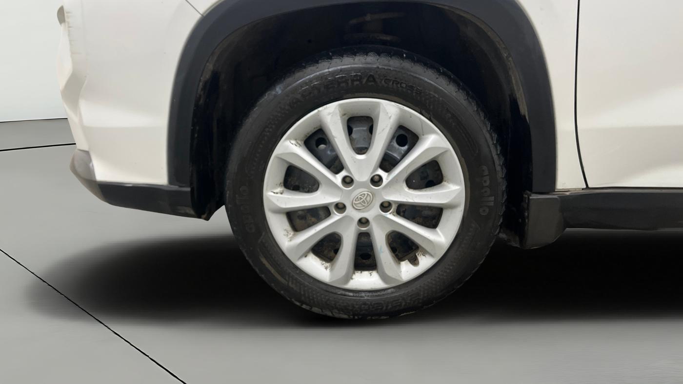 2022 Toyota URBAN CRUISER HYRYDER S HYBRID, Hybrid, Automatic, 52,333 km, Left Front Wheel