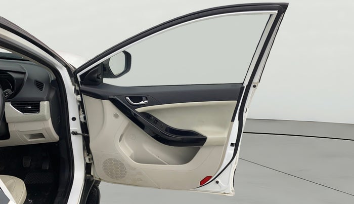 2023 Tata NEXON XZ PLUS LUXURY SUNROOF PETROL, Petrol, Manual, 53,828 km, RHS Front Door