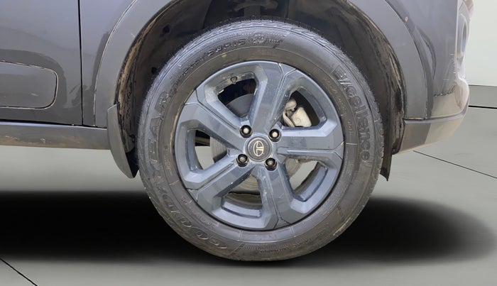 2021 Tata NEXON XZA PLUS PETROL DARK EDITION, Petrol, Automatic, 56,222 km, Right Front Wheel