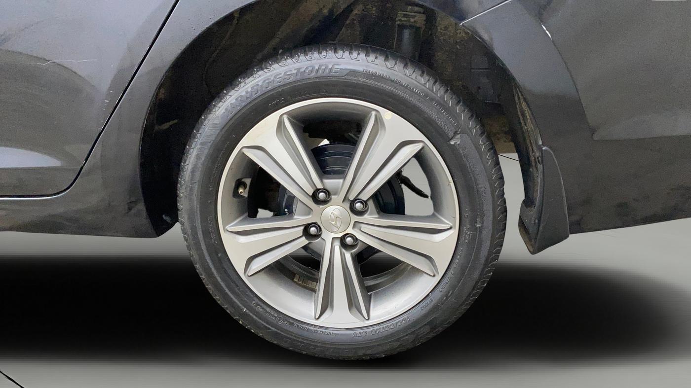 2019 Hyundai Verna 1.6 VTVT SX, Petrol, Manual, 52,664 km, Left Rear Wheel
