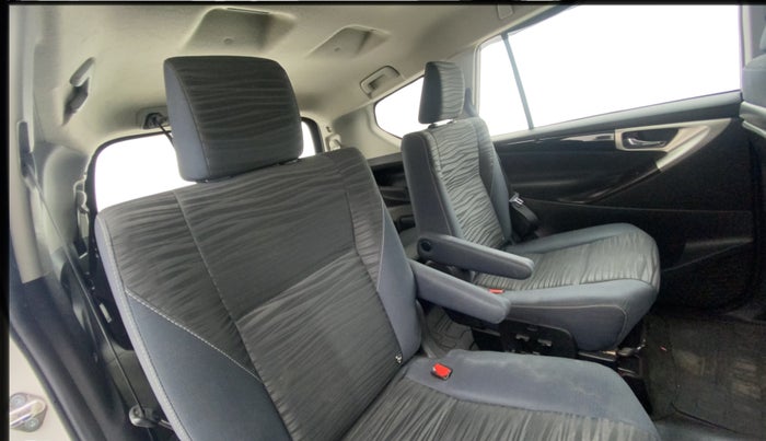 2022 Toyota Innova Crysta 2.7 VX 7 STR, Petrol, Manual, 70,083 km, Right Side Rear Door Cabin