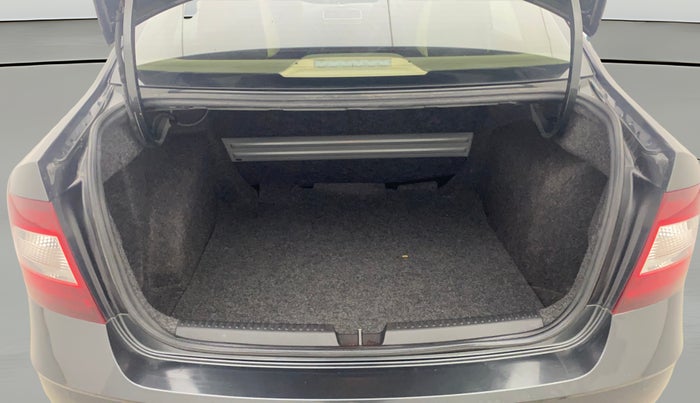 2021 Skoda Rapid 1.0 AMBITION TSI MT, Petrol, Manual, 31,848 km, Boot Open Zoomed View