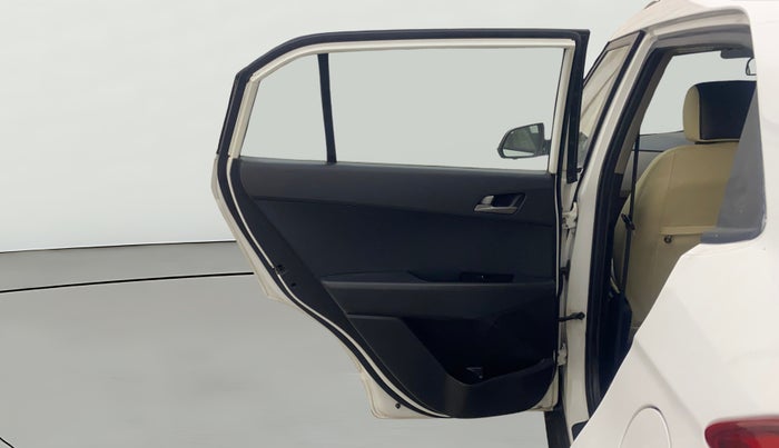 2017 Hyundai Creta SX PLUS 1.6 PETROL, Petrol, Manual, 80,913 km, LHS Rear Door