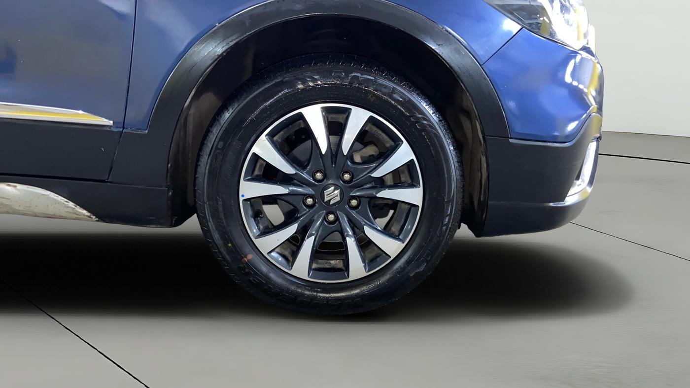 2021 Maruti S Cross ALPHA AT1.5, Petrol, Automatic, 61,963 km, Right Front Wheel
