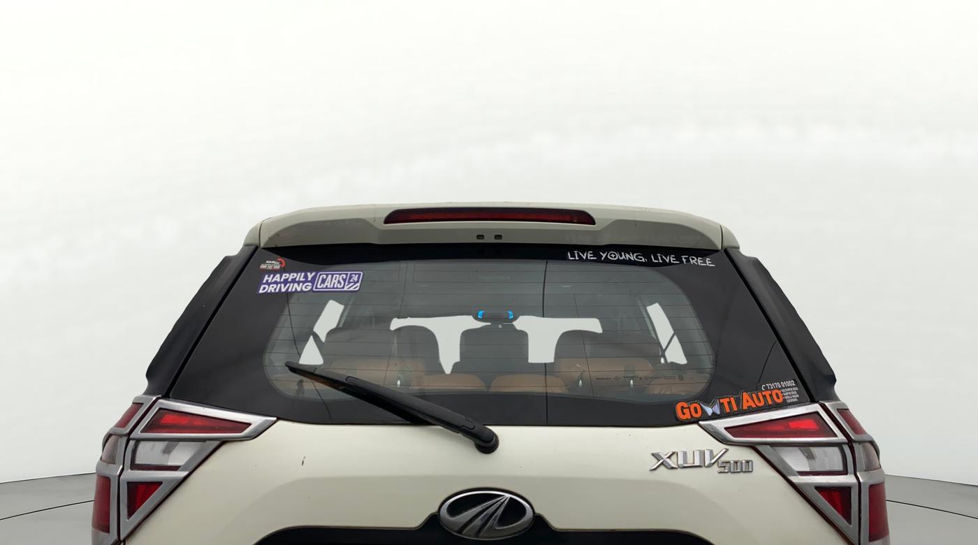 2020 Mahindra XUV500 W9, Diesel, Manual, 1,11,960 km, Rear Windshield