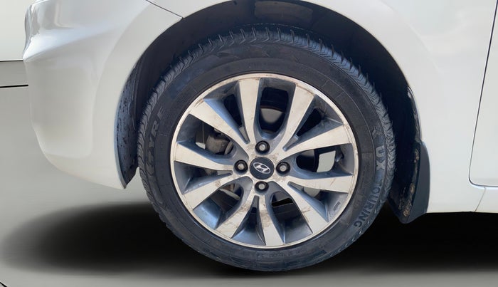 2014 Hyundai Verna FLUIDIC 1.4 VTVT CX, Petrol, Manual, 1,16,071 km, Left Front Wheel