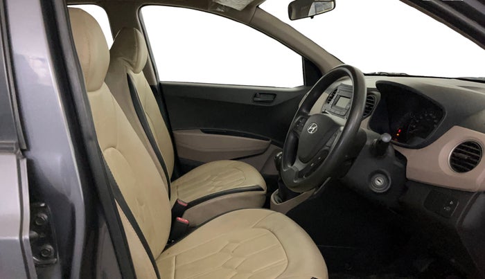 2018 Hyundai Xcent E+, Petrol, Manual, 67,143 km, Right Side Front Door Cabin