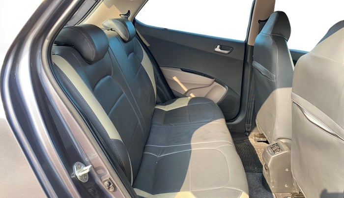 2018 Hyundai Grand i10 ASTA 1.2 KAPPA VTVT, Petrol, Manual, 20,998 km, Right Side Rear Door Cabin