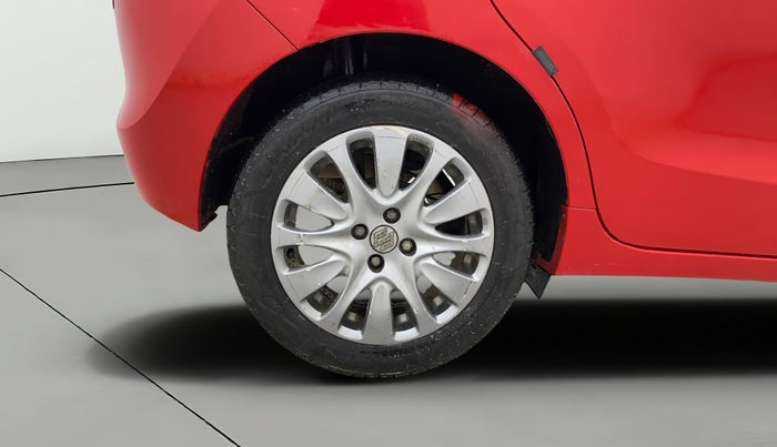 2016 Maruti Baleno ZETA PETROL 1.2, Petrol, Manual, 1,36,571 km, Right Rear Wheel