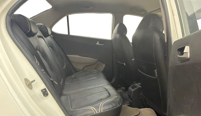 2014 Hyundai Xcent SX 1.2 (O), Petrol, Manual, 1,17,664 km, Right Side Rear Door Cabin