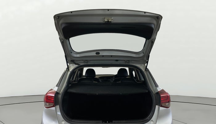 2018 Hyundai Elite i20 MAGNA EXECUTIVE 1.2, Petrol, Manual, 52,887 km, Boot Door Open