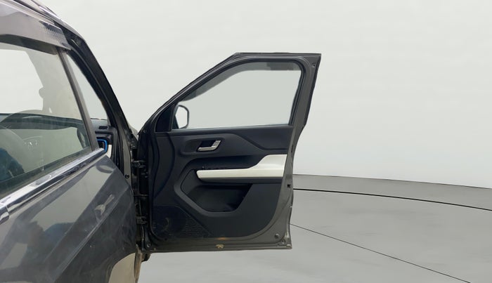 2022 Tata PUNCH CREATIVE  AMT, Petrol, Automatic, 68,887 km, RHS Front Door