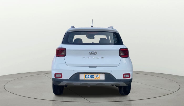 2020 Hyundai VENUE S 1.2, Petrol, Manual, 29,129 km, Back/Rear