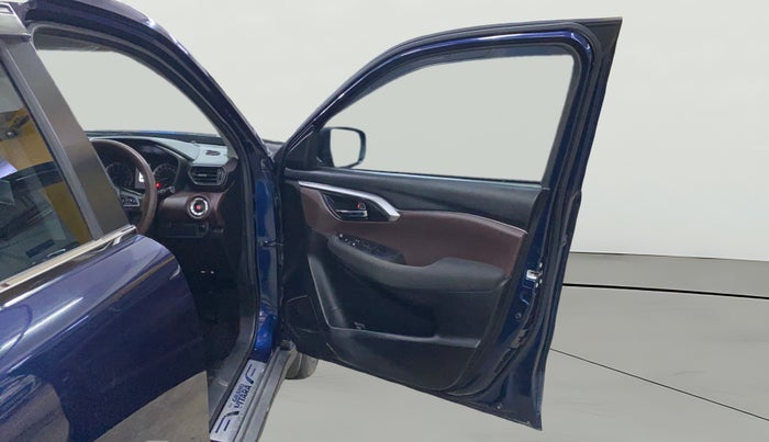 2024 Maruti Grand Vitara DELTA SMART HYBRID, Petrol, Manual, 9,538 km, RHS Front Door