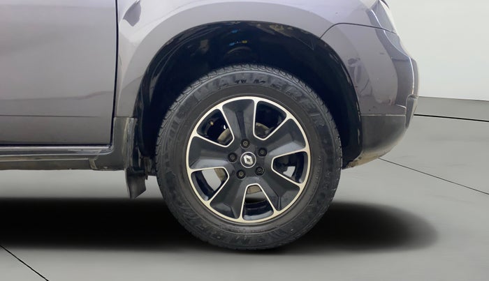 2018 Renault Duster RXS PETROL, Petrol, Manual, 36,054 km, Right Front Wheel