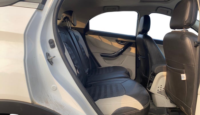 2021 Tata NEXON XZA PLUS SUNROOF PETROL, Petrol, Automatic, 70,641 km, Right Side Rear Door Cabin