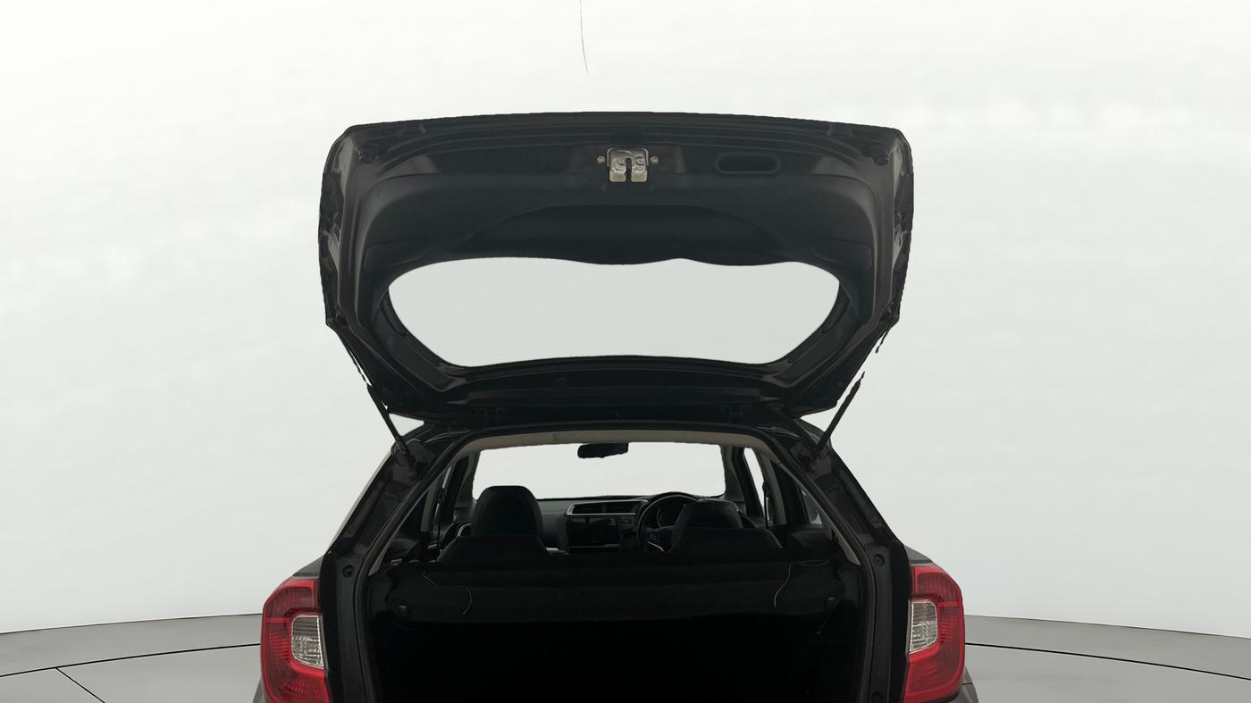 2017 Honda WR-V 1.2L I-VTEC VX MT, Petrol, Manual, 61,438 km, Boot Door Open