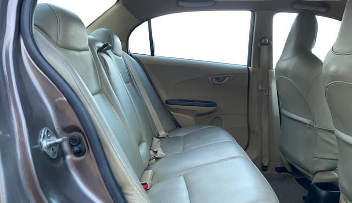 2013 Honda Amaze 1.5L I-DTEC S, Diesel, Manual, 34,879 km, Right Side Rear Door Cabin
