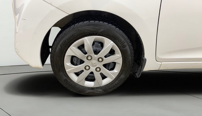 2018 Hyundai Eon MAGNA +, Petrol, Manual, 15,357 km, Left Front Wheel